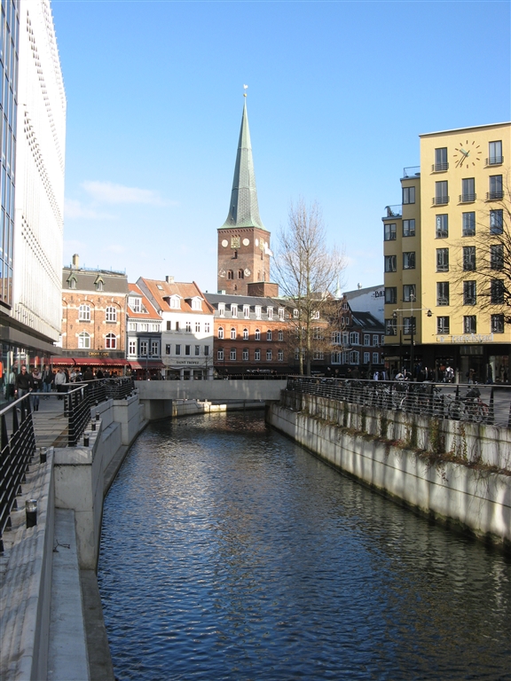 Aarhus centrum met riviertje